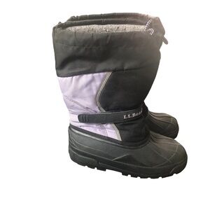 LL Bean Kids Size 6 Winter Snow Boots Lined Waterproof Purple / Black Pull on